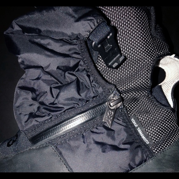 RYO high-top sneakers - Picture 3 of 3